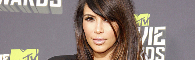 Pregnant Kim Kardashian Heats Up the Red Carpet at the MTV Movie Awards