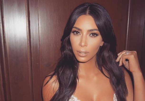 Kim Kardashian gets 700 thousand dollars for a selfie